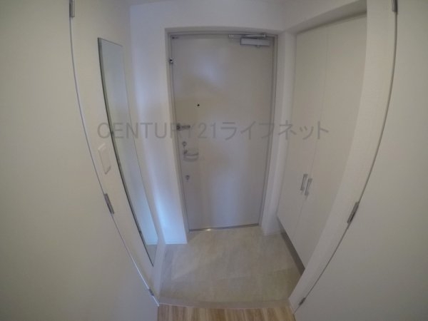 セレニテ新大阪プリエ(玄関)