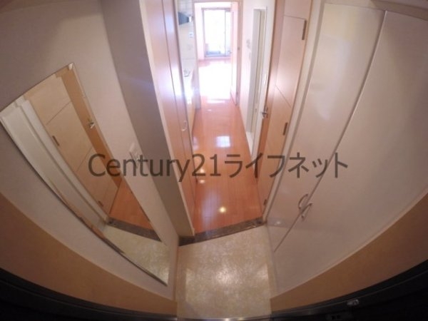 プレサンス新大阪ステーションフロント(玄関)