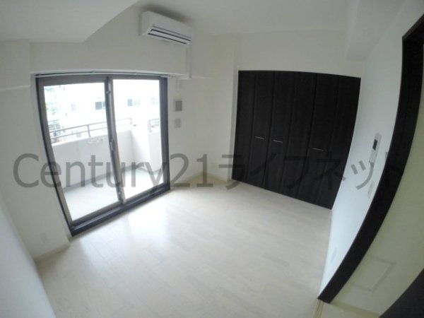 エステムコート新大阪10ザ・ゲート(リビング)