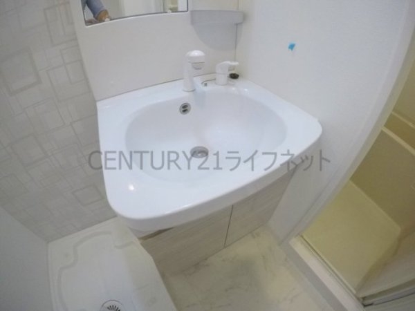 エスレジデンス江坂アレグリア(洗面台・洗面所)