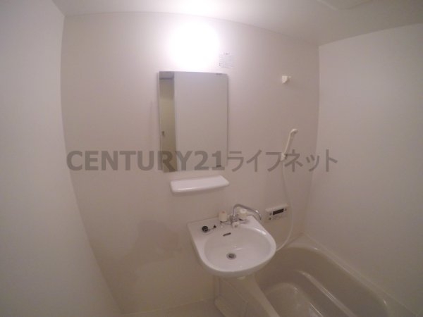 大阪市淀川区東三国２丁目のマンション