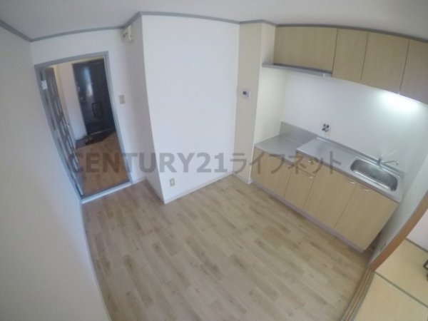 大阪市淀川区東三国２丁目のマンション