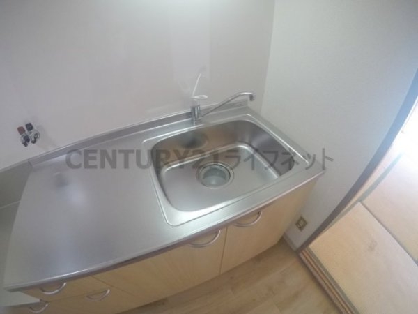 大阪市淀川区東三国２丁目のマンション