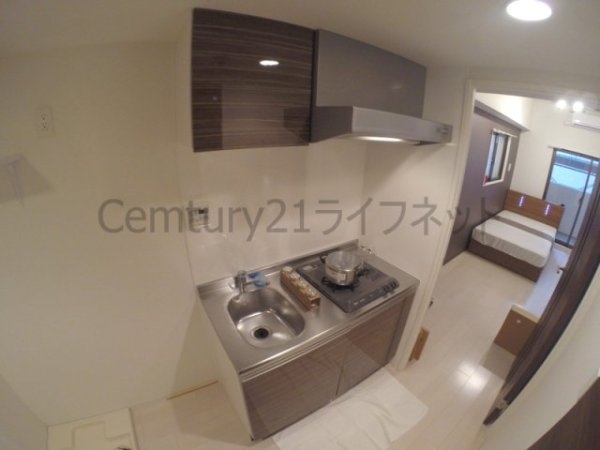 ラグゼ新大阪1(キッチン)