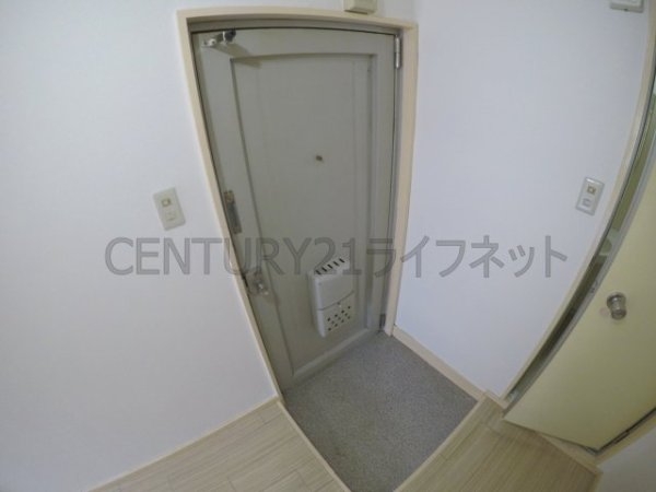 グランビルド新北野1(玄関)