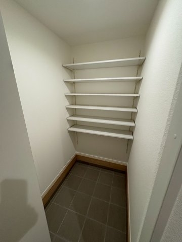 東三国5丁目貸家