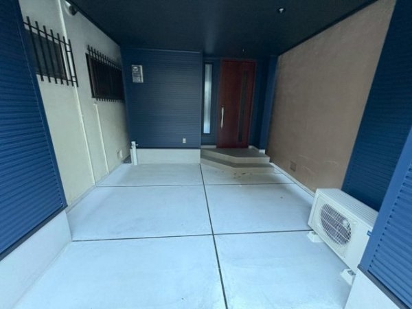 東三国5丁目貸家