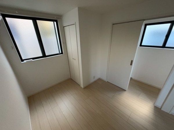 東三国5丁目貸家