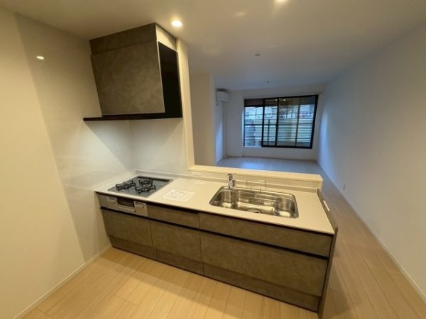 東三国5丁目貸家