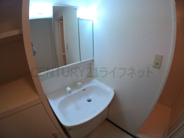 リーガル西天満(洗面台・洗面所)