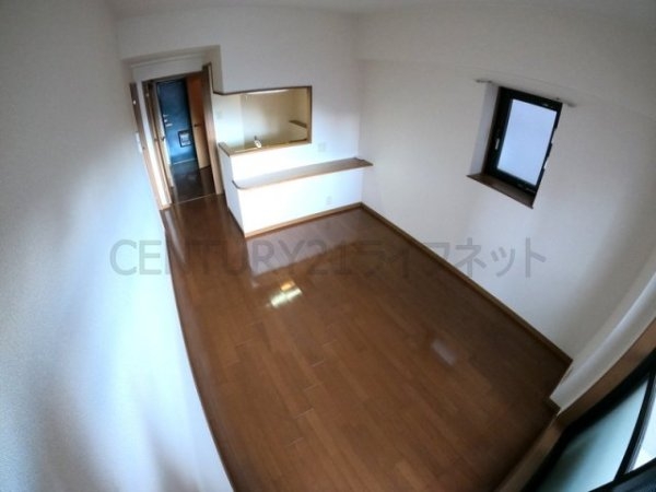 リーガル西天満(リビング)