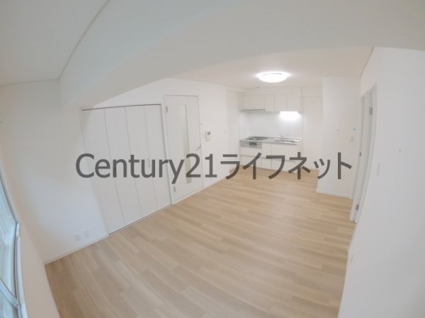 おおきに大阪天満サニーアパートメント(リビング)