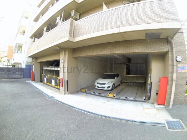 ラナップスクエア天満プライム(駐車場)