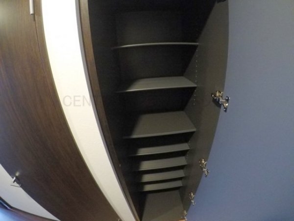 プレジオ江坂サウス(玄関)