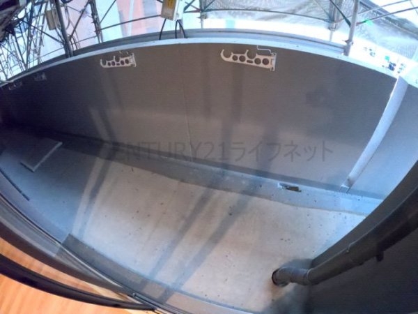 アドバンス江坂ラシュレ(バルコニー)