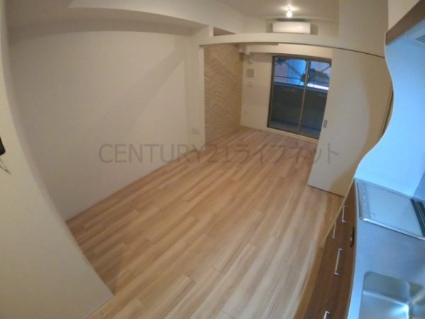 アドバンス江坂ラシュレ