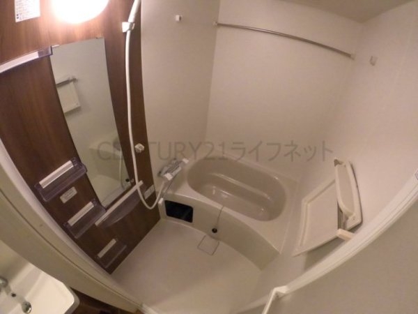 アドバンス江坂ラシュレ(バス)