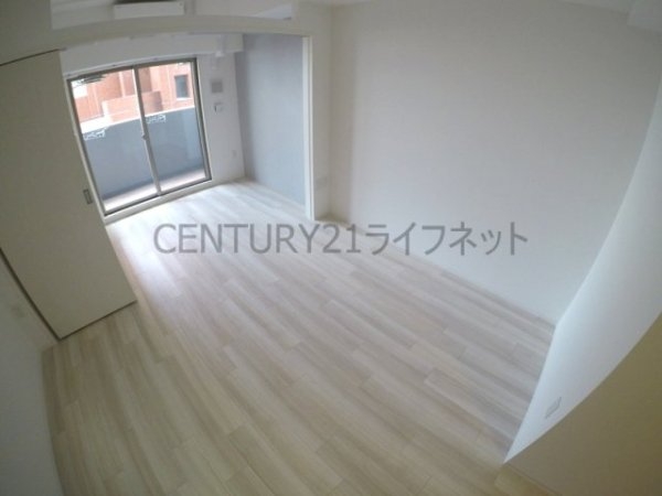 アドバンス江坂ラシュレ