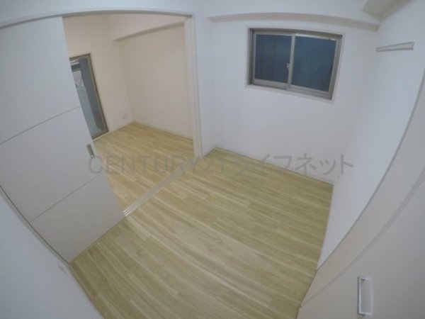 吹田市江坂町1丁目のマンション(寝室)