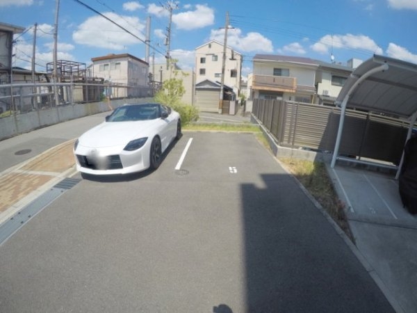 グランディールSUEHIRO(駐車場)