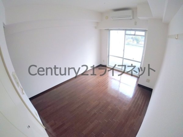 アイディール中之島(リビング)