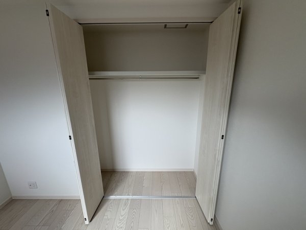 ヴェルメゾン吹田元町(収納)