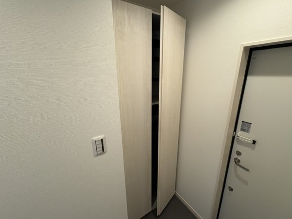 ヴェルメゾン吹田元町(玄関)