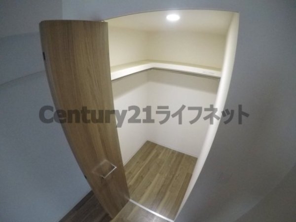 ブルフォルトゥーナ扇町(収納)