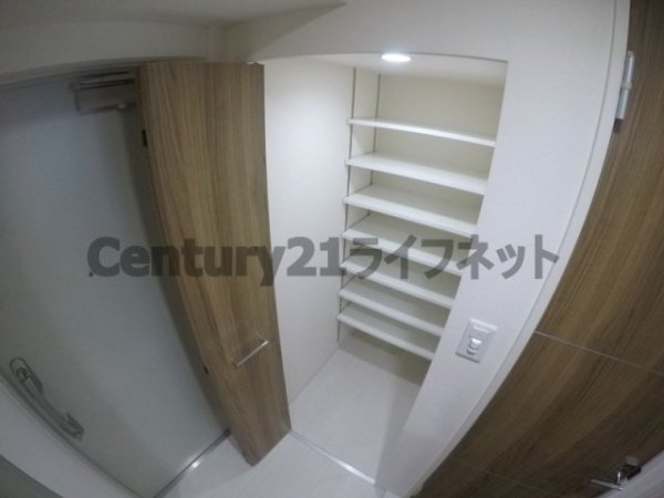 ブルフォルトゥーナ扇町(玄関)