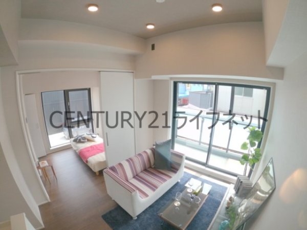 ブエナビスタ梅田イースト(リビング)