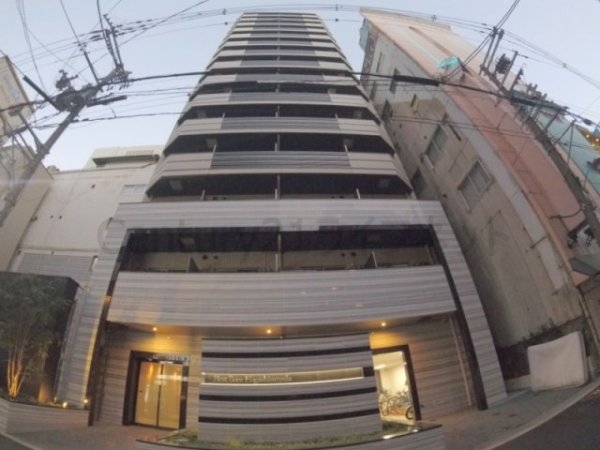 ファーストフィオーレ東梅田