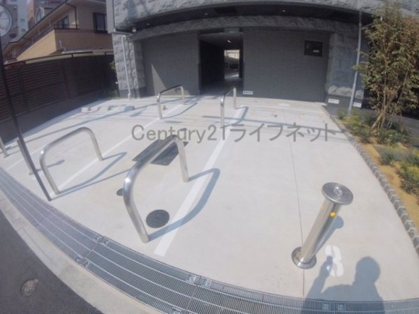 フェニックス新大阪(駐車場)