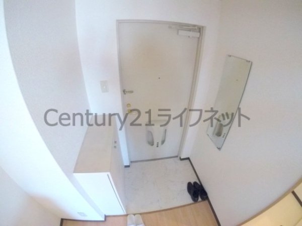 グレース黒崎(玄関)