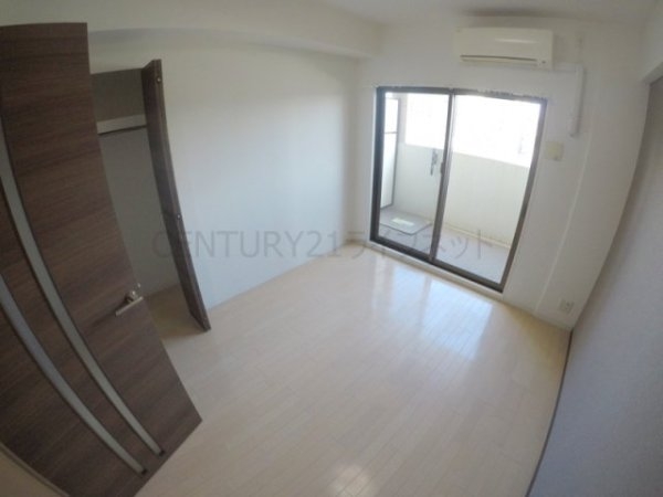 フレンシアノイエ東三国