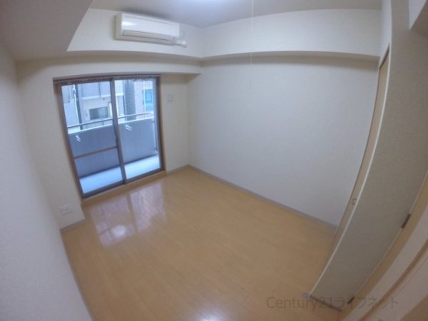 エステムコート新大阪6エキスプレイス