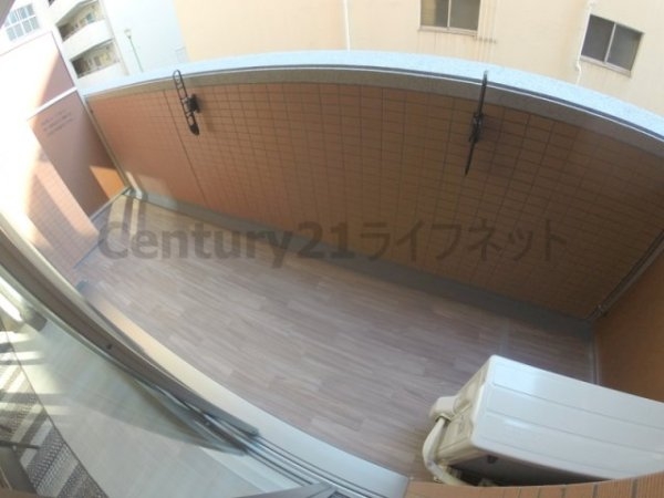 スプランディッド新大阪キャトル(バルコニー)