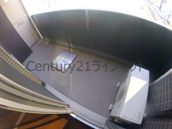 ランドセントラル梅田(バルコニー)