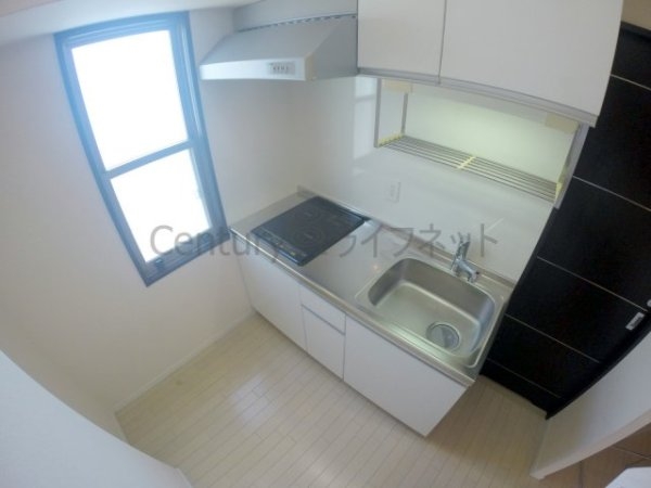 スペチアーレ(キッチン)