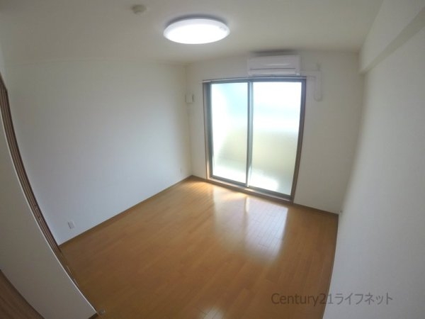 リバーヒルズ新大阪(リビング)