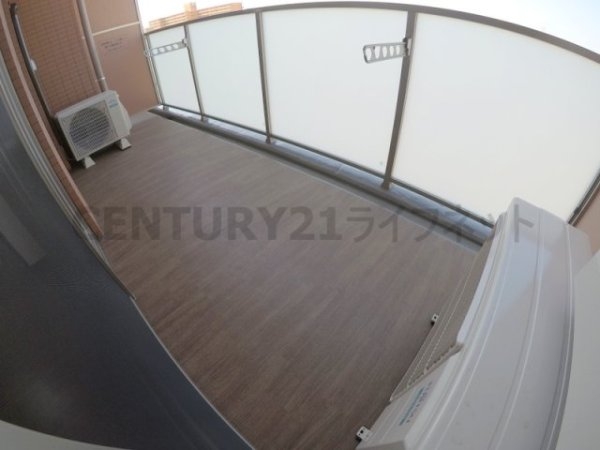 グランカーサ新大阪サウス(バルコニー)