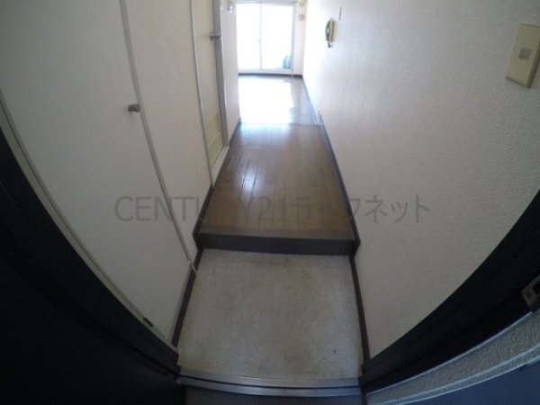 ファースト東中島(玄関)