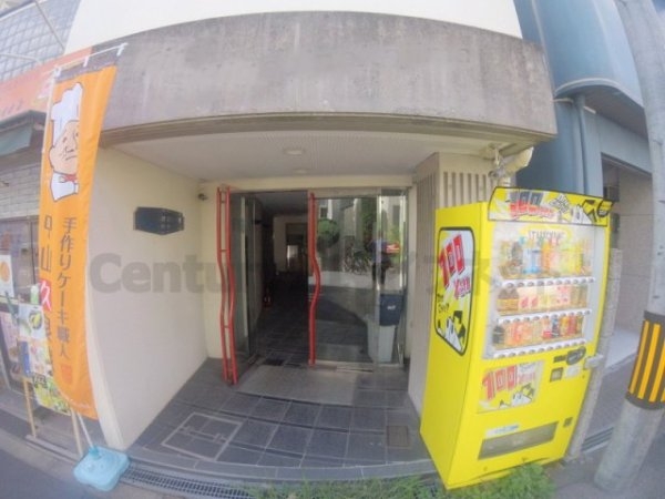 ファースト東中島(エントランス)