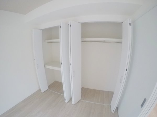 新大阪エルセーヌ五月(収納)