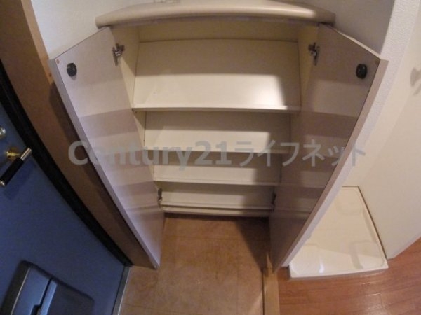 レジディア天神橋(玄関)