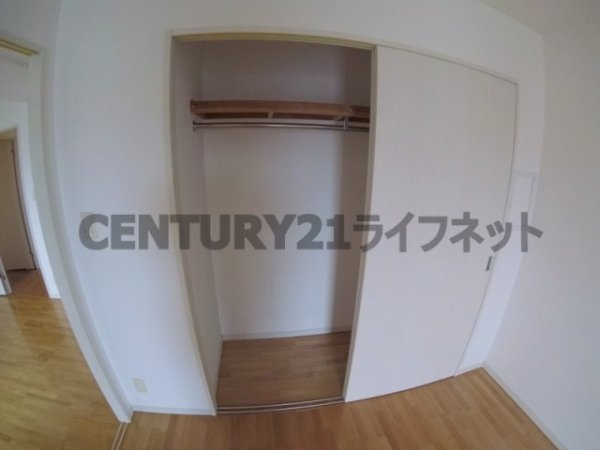 プレサンスネオ中之島公園(収納)