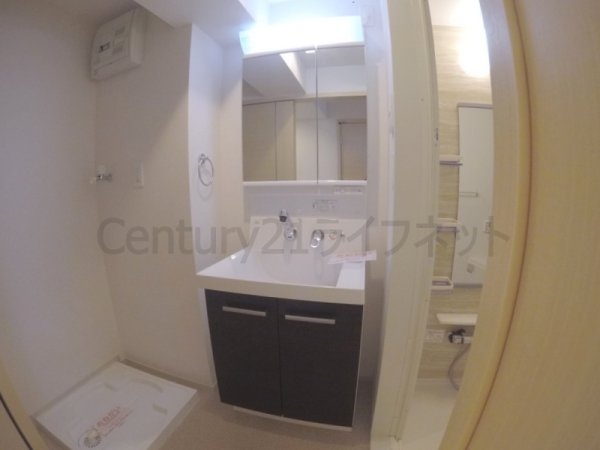 ラヴィータ西梅田(洗面台・洗面所)