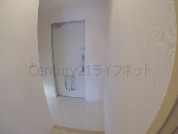 ラヴィータ西梅田(玄関)