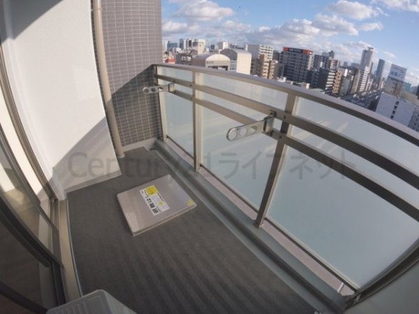 エスキュート梅田東(バルコニー)