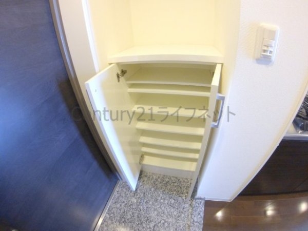 レジュールアッシュ梅田リュクス