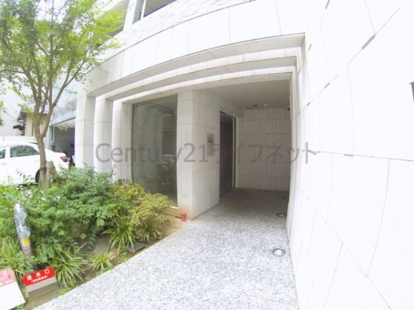 レジュールアッシュ梅田リュクス